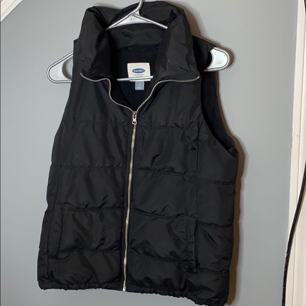 Black Puffy Vest
